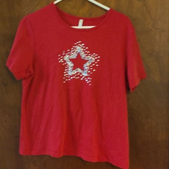 Large White Stag Red Short Sleeved Top With Solver Sequin Star Embellishment - Picture 1 of 5